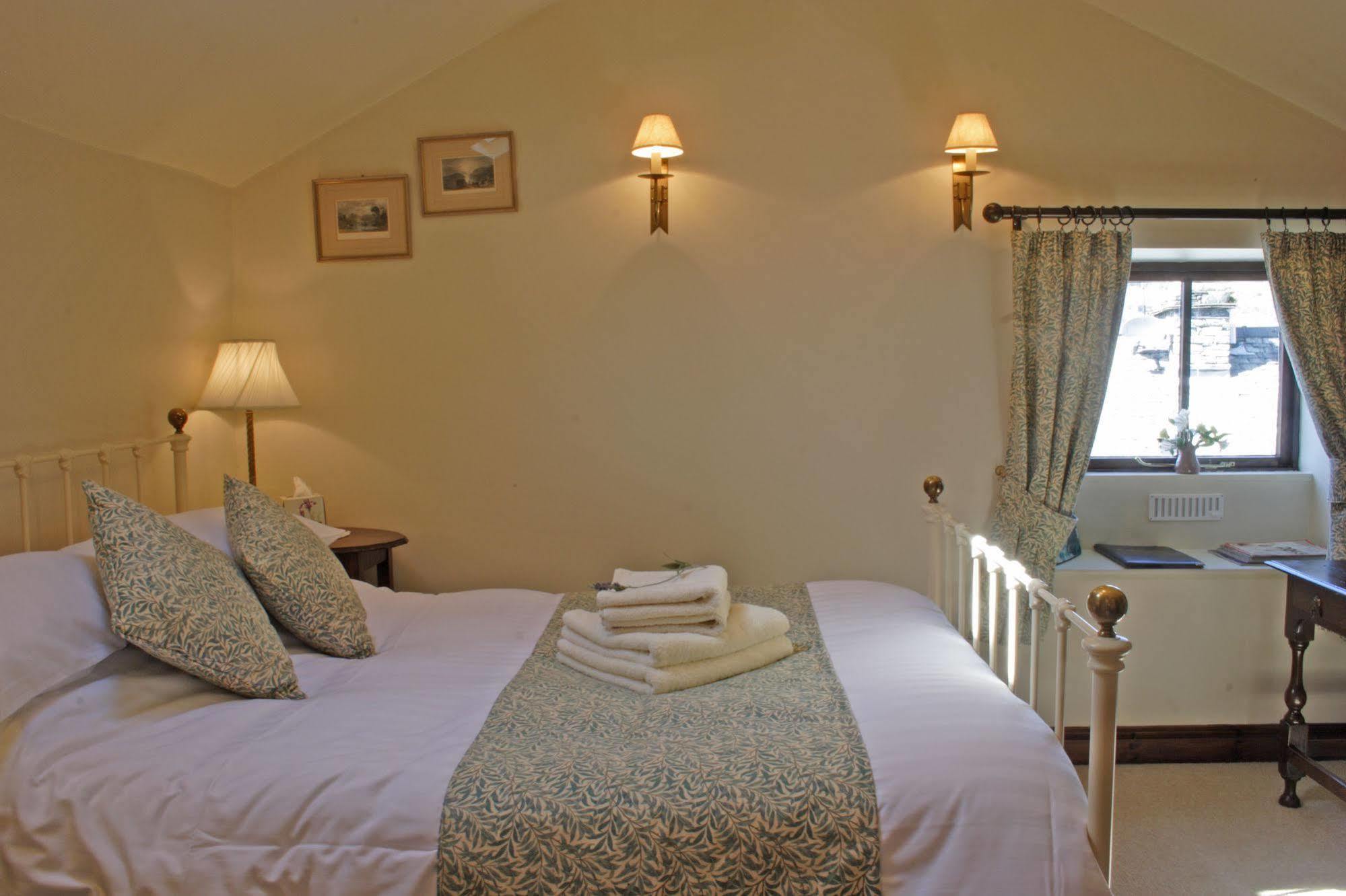 Waterwheel Guesthouse Ambleside Exteriör bild